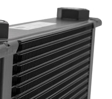 Load image into Gallery viewer, Earl's Performance 19-Row Ulta-Pro Wide Oil Cooler - Black