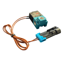 Load image into Gallery viewer, 557-200_02_P01_FRO.png