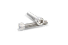 Load image into Gallery viewer, Earl's Performance GM LS Steam Vent #4 Adapter Fittings (pair)